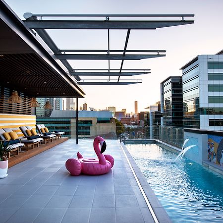 Ovolo The Valley Брісбен Екстер'єр фото Rooftop pool at the Hotel