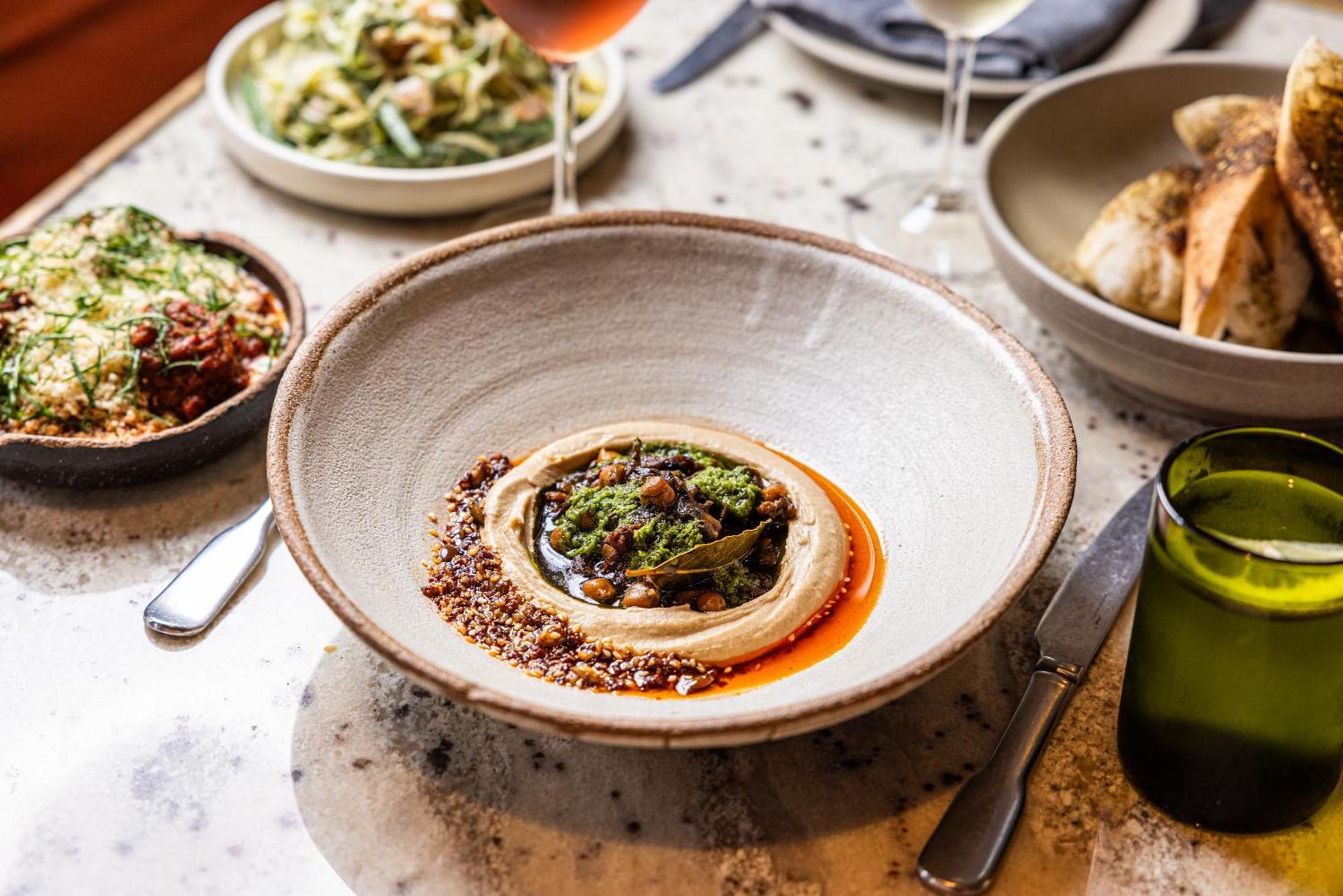 Ovolo The Valley Брісбен Екстер'єр фото Aubergine and hummus